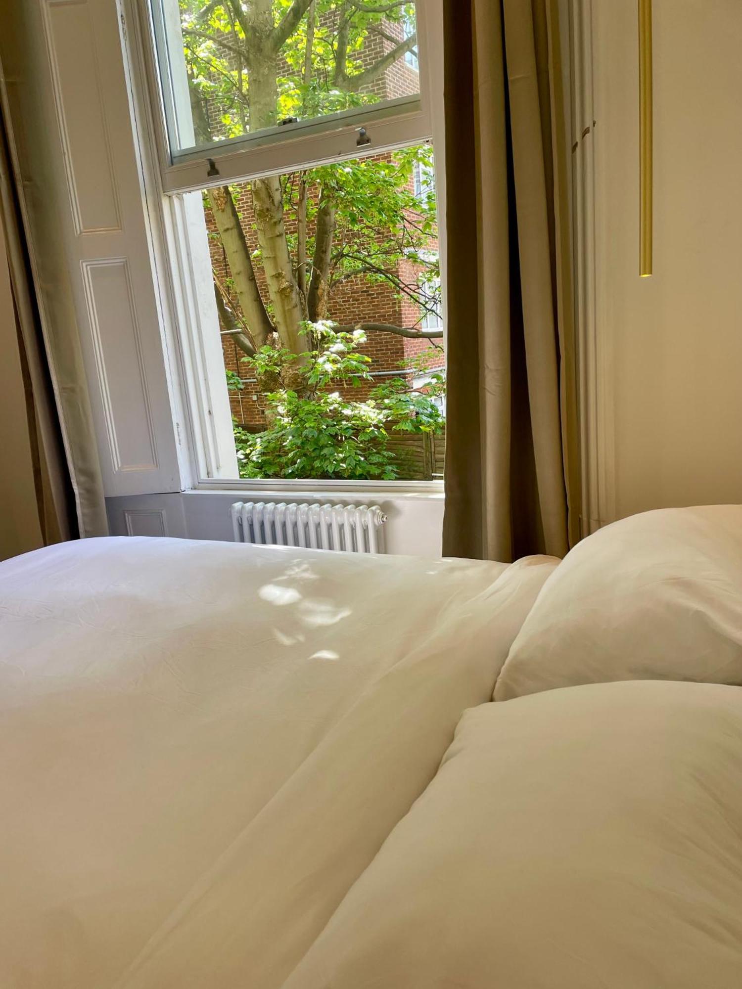 The Location! Holland Park Appartement *
